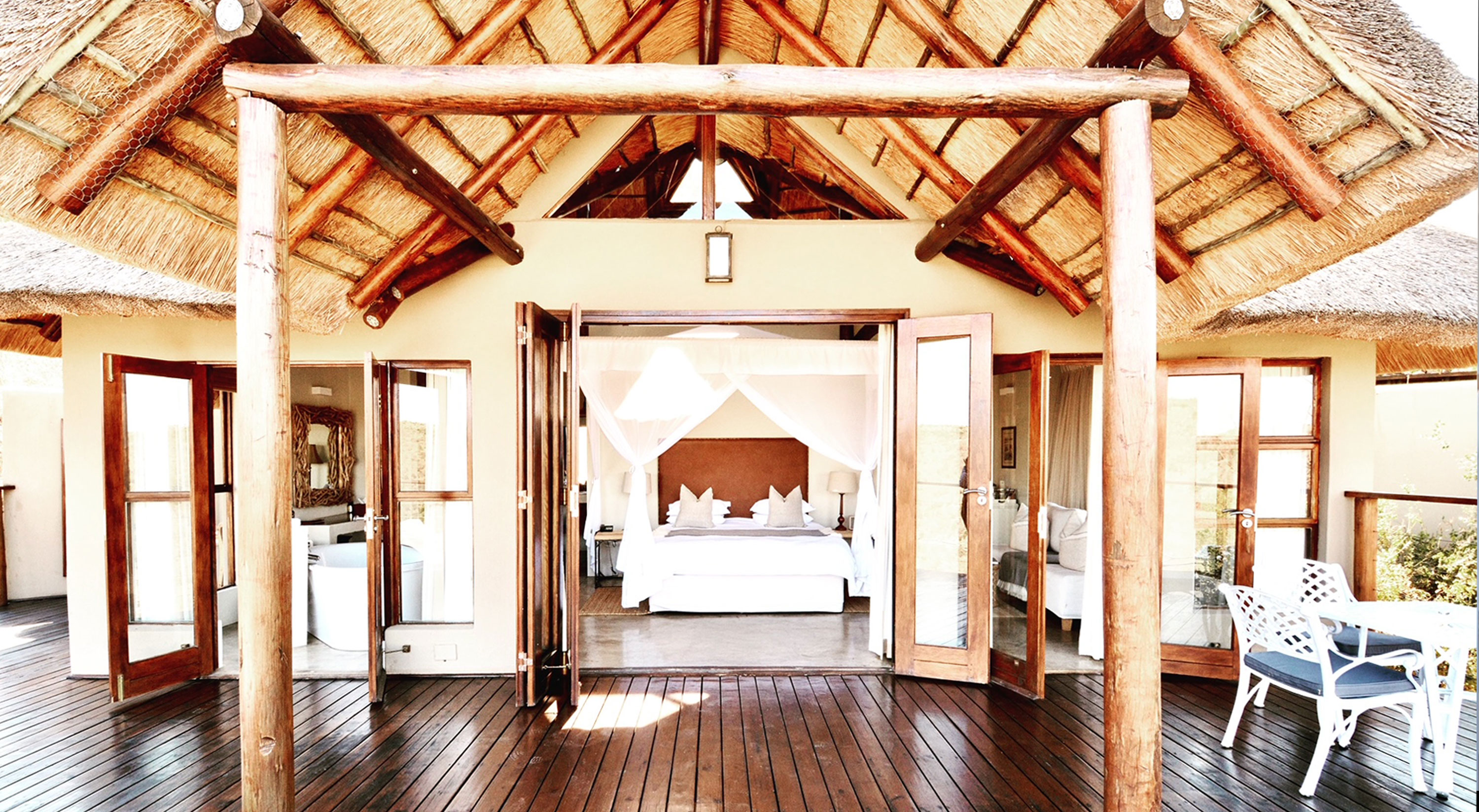 Esiweni - Lodge & Suites