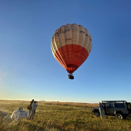 Esiweni-hotairballoon.jpg