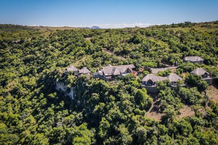 esiweni-luxury-safari-lodge-landscape-aerial-copyright-barblan